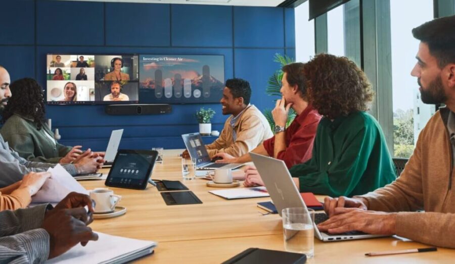 Tính năng hội nghị Poly Studio X72